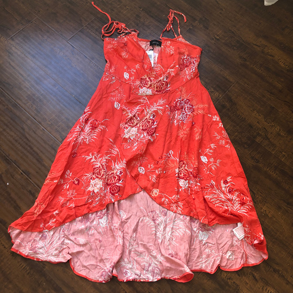 Minkpink Hot Springs Floral Printed Wrap Maxi Dres - Picture 3 of 6